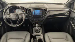 Isuzu D-Max - photo 13