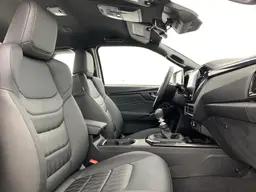 Isuzu D-Max - photo 15