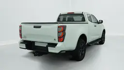 Isuzu D-Max - photo 7