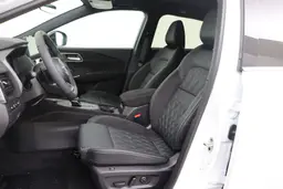 Nissan Qashqai - photo 12