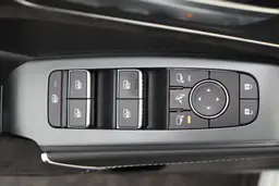 Nissan Qashqai - photo 14