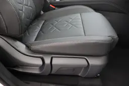 Nissan Qashqai - photo 15