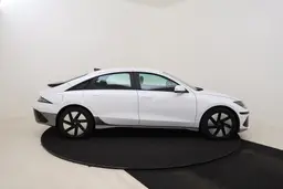 Hyundai IONIQ 6 - photo 4
