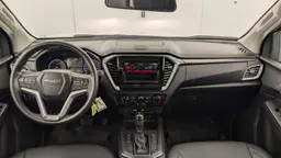 Isuzu D-Max - photo 13
