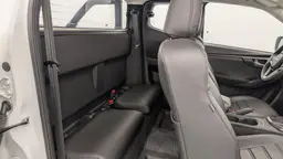 Isuzu D-Max - photo 10