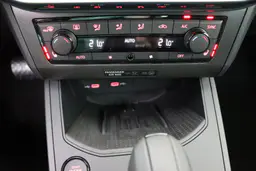 Seat Arona - photo 27