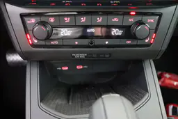 Seat Arona - photo 27