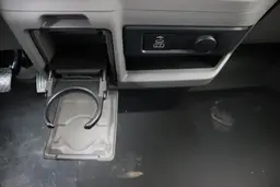 Volkswagen Transporter - photo 28