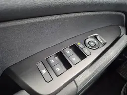 Kia Sportage - photo 13