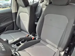 Skoda Fabia - photo 11