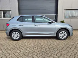 Skoda Fabia - photo 6