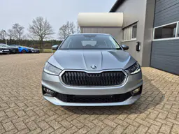Skoda Fabia - photo 8