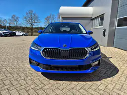 Skoda Fabia - photo 8