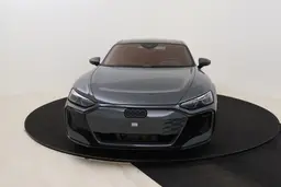 Audi RS e-tron GT - photo 2