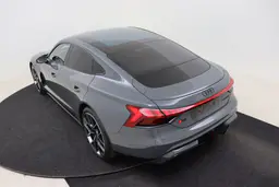 Audi RS e-tron GT - photo 24