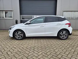 Hyundai i20 - photo 2