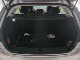 MG MG5 - photo 6