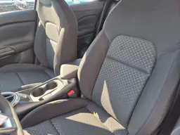 Nissan Juke - photo 11