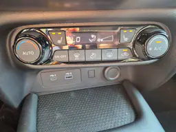 Nissan Juke - photo 22