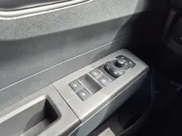 Ford Tourneo - photo 14