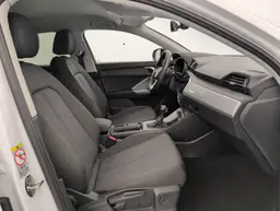 Audi Q3 Sportback - photo 9