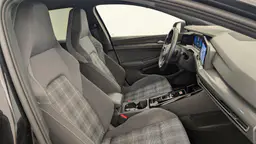 Volkswagen Golf - photo 9