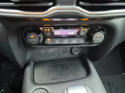 Nissan Juke - photo 23