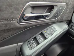 Nissan Qashqai - photo 18