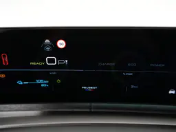 Peugeot E-3008 - photo 8