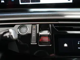 Peugeot E-3008 - photo 10
