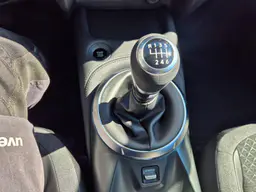 Nissan Juke - photo 24