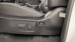 Isuzu D-Max - photo 17