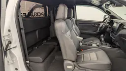 Isuzu D-Max - photo 10