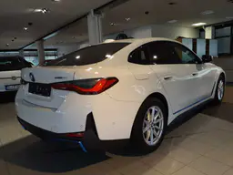 BMW i4 - photo 3