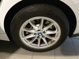 BMW i4 - photo 10