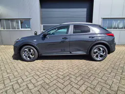 Kia Xceed - photo 2