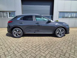 Kia Xceed - photo 6