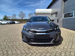 Kia Xceed - photo 8