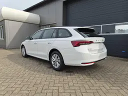 Skoda Octavia - photo 3