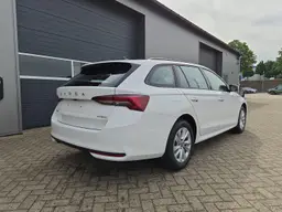 Skoda Octavia - photo 5