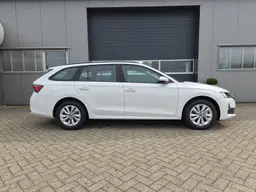 Skoda Octavia - photo 6