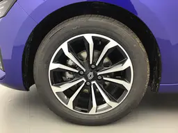Renault Clio - photo 29