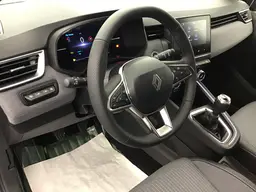 Renault Clio - photo 10