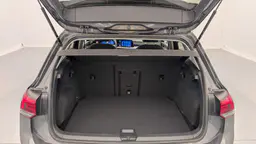 Volkswagen Golf - photo 11