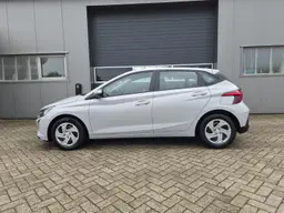 Hyundai i20 - photo 2