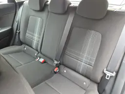 Hyundai i20 - photo 11