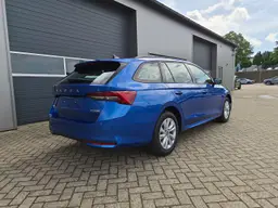 Skoda Octavia - photo 5