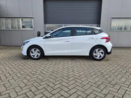 Hyundai i20 - photo 2