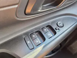 Hyundai i20 - photo 13