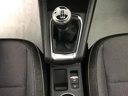 Renault Captur - photo 23